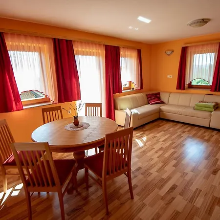 Дом отдыха Vineyard Pod Piramido Dobrnic