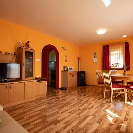 Дом отдыха Vineyard Pod Piramido *