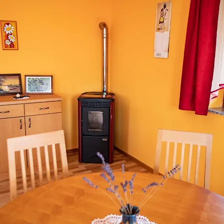 Дом отдыха Vineyard Pod Piramido Dobrnic